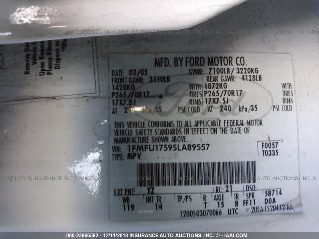 1FMFU17595LA89557 - 2005 FORD EXPEDITION EDDIE BAUER WHITE photo 9