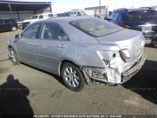 JTNBB46KX93052780 - 2009 TOYOTA CAMRY HYBRID SILVER photo 3