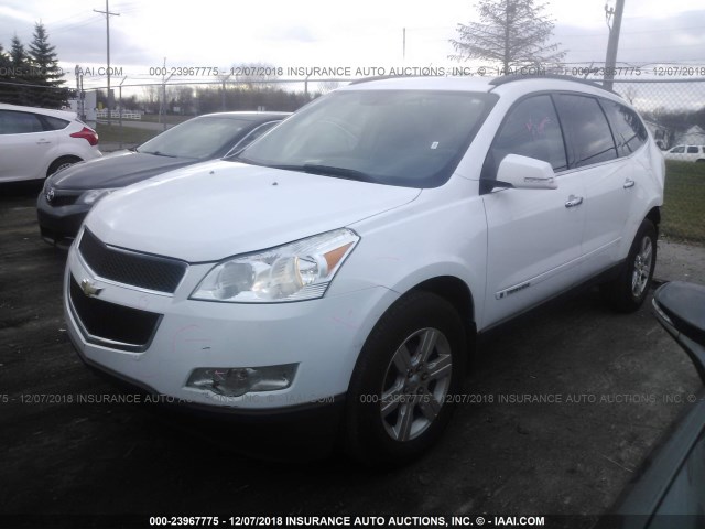 1GNER23D49S168142 - 2009 CHEVROLET TRAVERSE LT WHITE photo 2