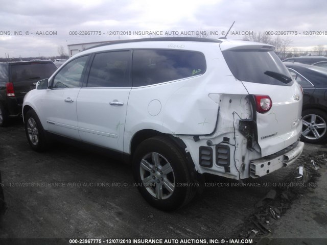 1GNER23D49S168142 - 2009 CHEVROLET TRAVERSE LT WHITE photo 3