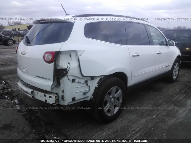 1GNER23D49S168142 - 2009 CHEVROLET TRAVERSE LT WHITE photo 4