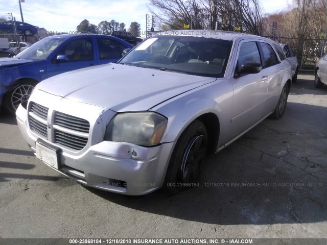 2D4FV48V85H527440 - 2005 DODGE MAGNUM SXT SILVER photo 2