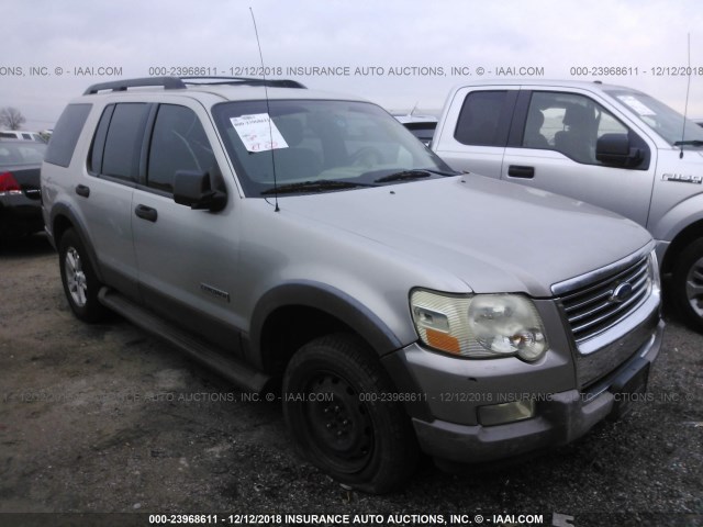 1FMEU73896UA01570 - 2006 FORD EXPLORER XLT SILVER photo 1