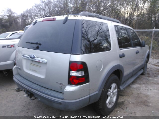 1FMEU73896UA01570 - 2006 FORD EXPLORER XLT SILVER photo 4