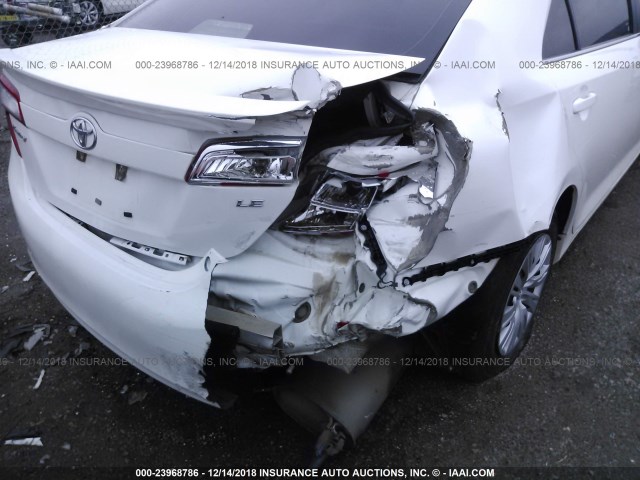 4T4BF1FKXCR258269 - 2012 TOYOTA CAMRY SE/LE/XLE 白色 照片 6