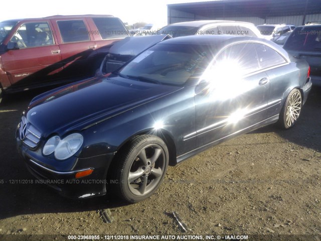 WDBTJ65J94F115132 - 2004 MERCEDES-BENZ CLK 320C BLUE photo 2