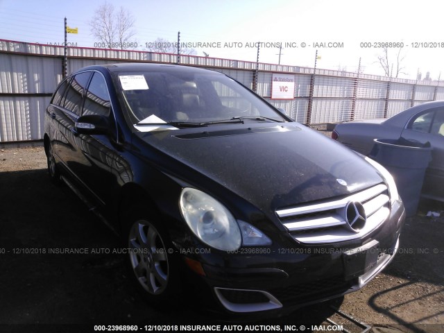 4JGCB65E26A004564 - 2006 MERCEDES-BENZ R 350 BLACK photo 1