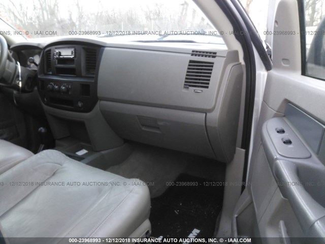 1D7KS28DX6J185351 - 2006 DODGE RAM 2500 ST/SLT WHITE photo 5