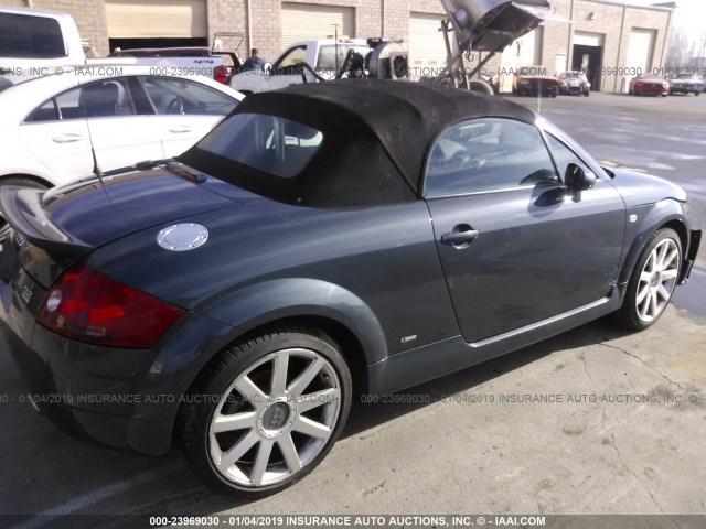 TRUUF28N351001176 - 2005 AUDI TT 3.2 GRAY photo 4