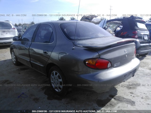 KMHJF35F8YU941147 - 2000 HYUNDAI ELANTRA GLS GRAY photo 3