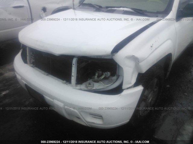 1GNDT13S762286414 - 2006 CHEVROLET TRAILBLAZER LS/LT WHITE photo 6