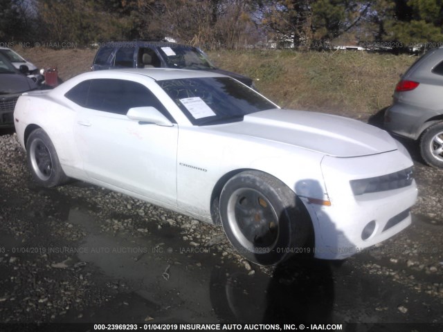 2G1FA1E38D9171339 - 2013 CHEVROLET CAMARO LS WHITE photo 1