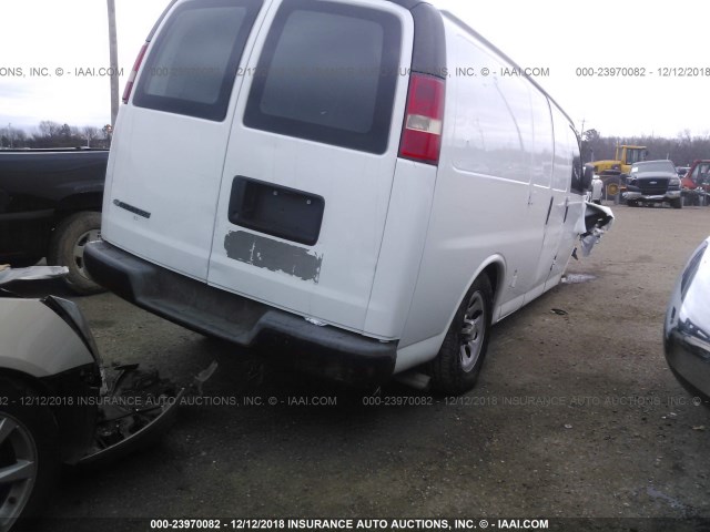 1GCSGAFX5E1105553 - 2014 CHEVROLET EXPRESS G1500  WHITE photo 4