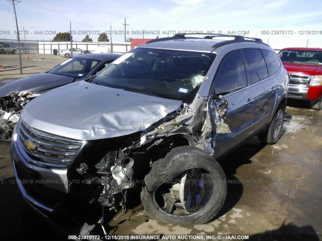 1GNKRGKD3EJ139457 - 2014 CHEVROLET TRAVERSE LT SILVER photo 2