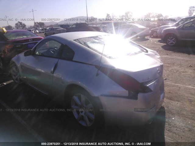 JN1AZ34D94T164900 - 2004 NISSAN 350Z COUPE SILVER photo 3