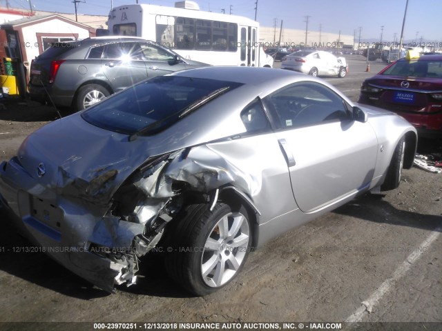 JN1AZ34D94T164900 - 2004 NISSAN 350Z COUPE SILVER photo 4