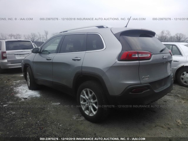 1C4PJMCB2GW268183 - 2016 JEEP CHEROKEE LATITUDE SILVER photo 3