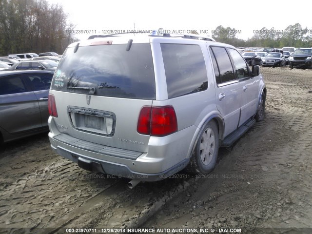 5LMFU27555LJ08530 - 2005 LINCOLN NAVIGATOR 银色 照片 4
