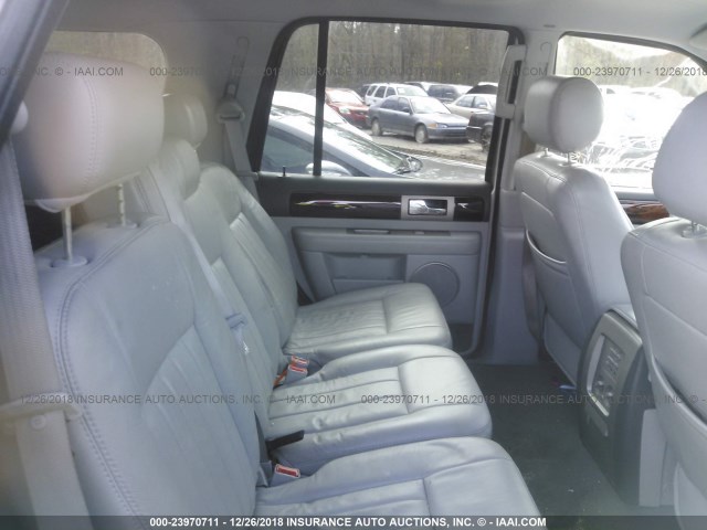 5LMFU27555LJ08530 - 2005 LINCOLN NAVIGATOR 银色 照片 8
