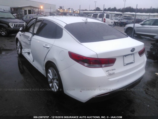 5XXGT4L35JG269887 - 2018 KIA OPTIMA LX/S WHITE photo 3