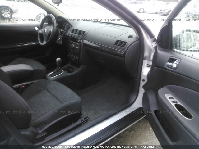 1G2AS18H197122826 - 2009 PONTIAC G5 SILVER photo 5