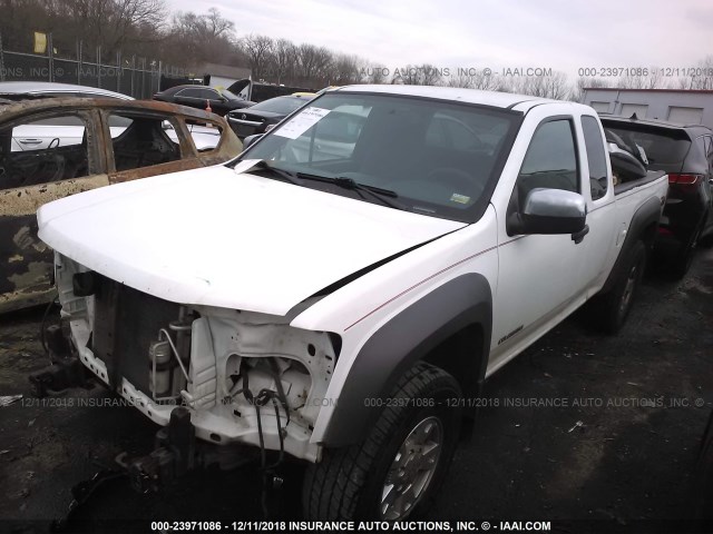 1GCDS198658145806 - 2005 CHEVROLET COLORADO WHITE photo 2