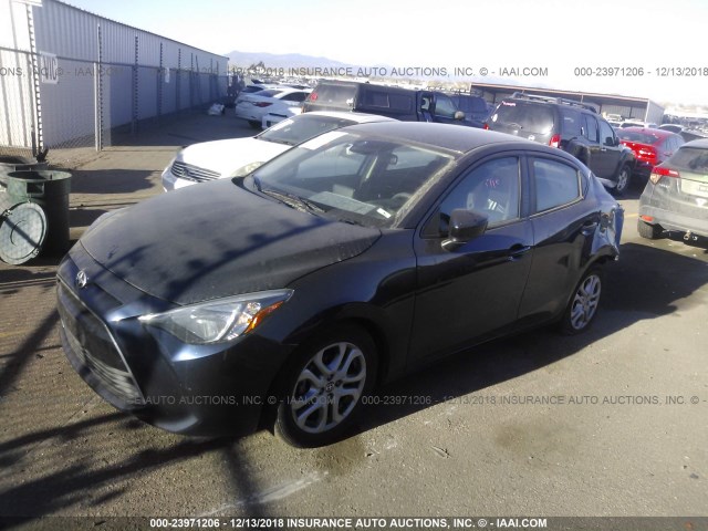 3MYDLBZV8GY116678 - 2016 TOYOTA SCION IA Dark Blue photo 2