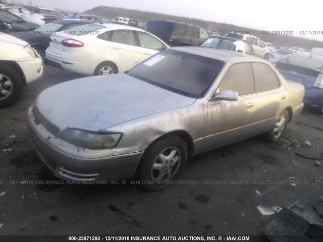 JT8GK13T1S0120783 - 1995 LEXUS ES 300 GOLD photo 2