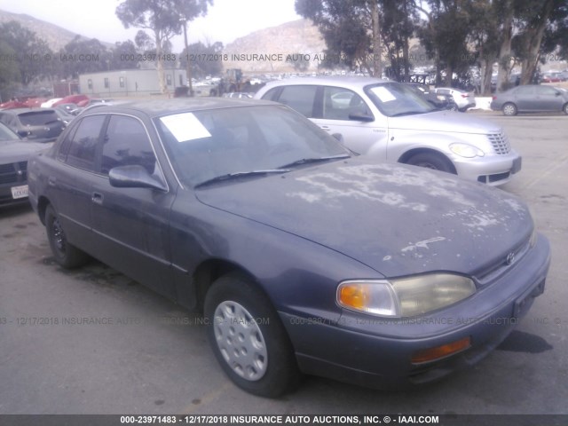 4T1BG12K2TU915336 - 1996 TOYOTA CAMRY DX/LE/XLE GRAY photo 1