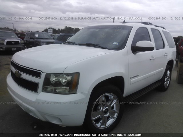 1GNFK13007R115393 - 2007 CHEVROLET TAHOE K1500 WHITE photo 2