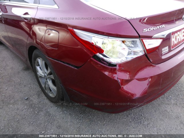 5NPEC4AC7CH434713 - 2012 HYUNDAI SONATA SE/LIMITED RED photo 6