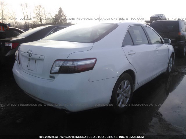 4T1BB46KX7U007071 - 2007 TOYOTA CAMRY NEW GENERAT HYBRID WHITE photo 4