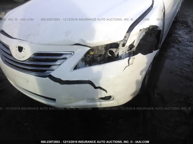 4T1BB46KX7U007071 - 2007 TOYOTA CAMRY NEW GENERAT HYBRID WHITE photo 6