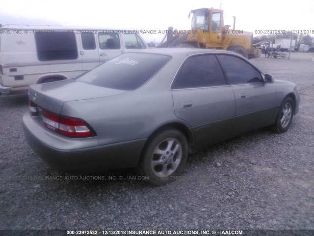 JT8BF28G2Y0266232 - 2000 LEXUS ES 300 GRAY photo 4