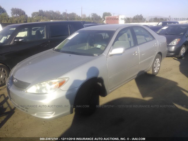 4T1BE32K54U892122 - 2004 TOYOTA CAMRY LE/XLE/SE GRAY photo 2