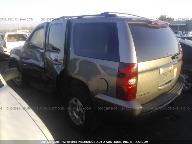 1GNFK13007J270217 - 2007 CHEVROLET TAHOE K1500 GRAY photo 3