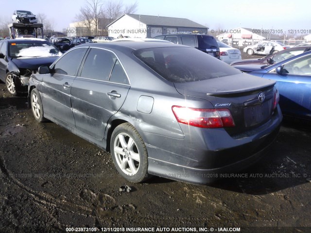 4T1BE46K28U201523 - 2008 TOYOTA CAMRY CE/LE/XLE/SE GRAY photo 3