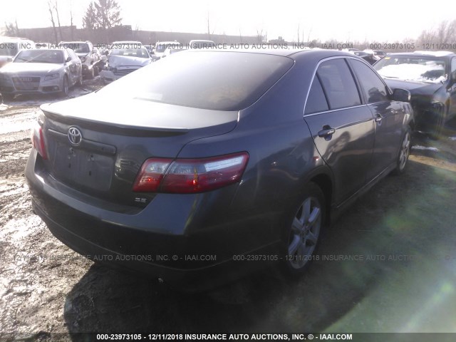 4T1BE46K28U201523 - 2008 TOYOTA CAMRY CE/LE/XLE/SE GRAY photo 4
