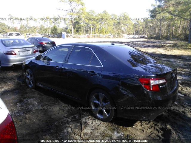 4T1BF1FK3EU383160 - 2014 TOYOTA CAMRY L/SE/LE/XLE 深蓝色 照片 3