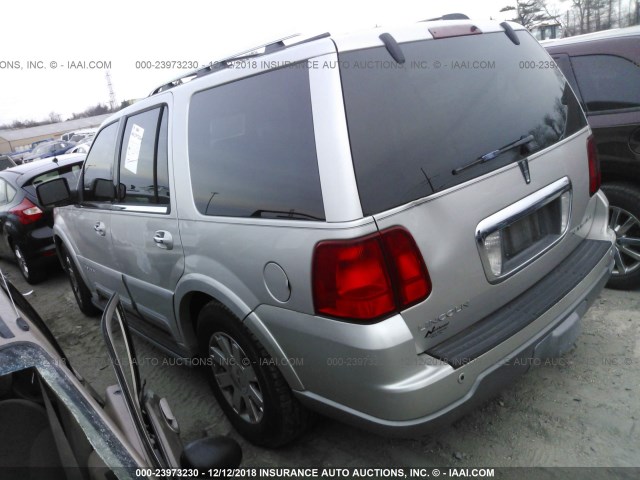 5LMFU28R63LJ34472 - 2003 LINCOLN NAVIGATOR Күміс фото 3