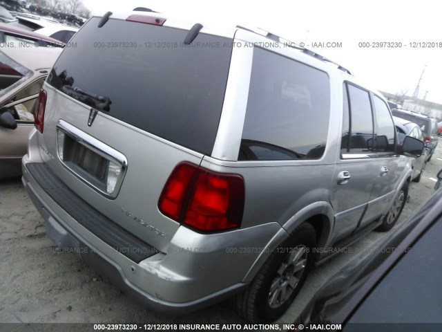 5LMFU28R63LJ34472 - 2003 LINCOLN NAVIGATOR Күміс фото 4