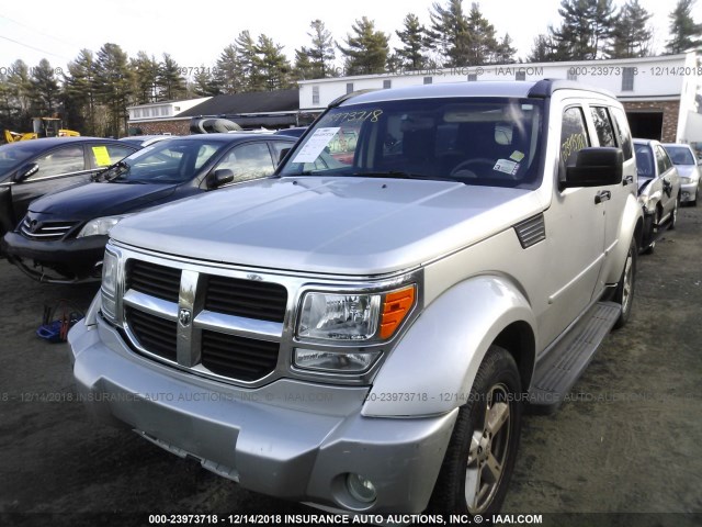 1D8GU28K57W729138 - 2007 DODGE NITRO SXT SILVER photo 2