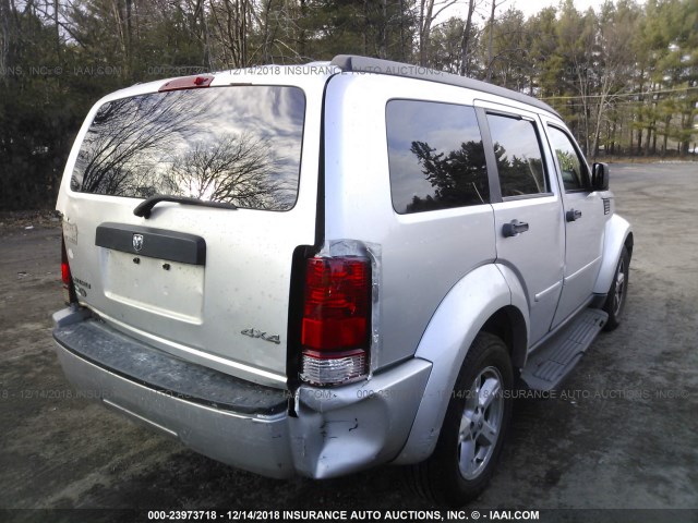 1D8GU28K57W729138 - 2007 DODGE NITRO SXT SILVER photo 4