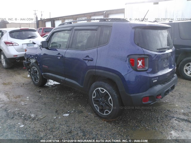 ZACCJBCT4GPD05632 - 2016 JEEP RENEGADE TRAILHAWK BLUE photo 3