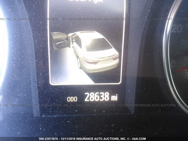 4T1BF1FK2GU257150 - 2016 TOYOTA CAMRY LE/XLE/SE/XSE WHITE photo 7