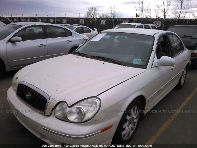 KMHWF35H52A519479 - 2002 HYUNDAI SONATA GLS/LX WHITE photo 2