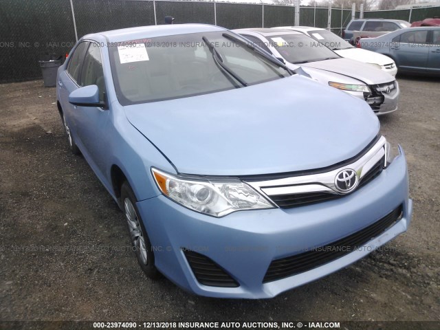 4T4BF1FK4DR294458 - 2013 TOYOTA CAMRY L/SE/LE/XLE 浅蓝色 照片 1