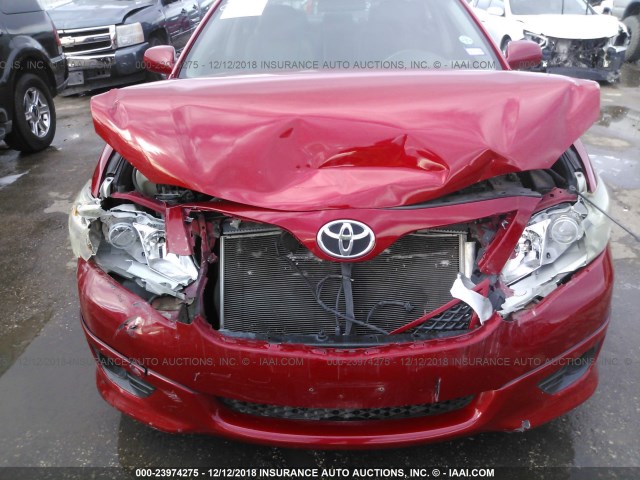 4T1BF3EK0BU173561 - 2011 TOYOTA CAMRY SE/LE/XLE RED photo 6