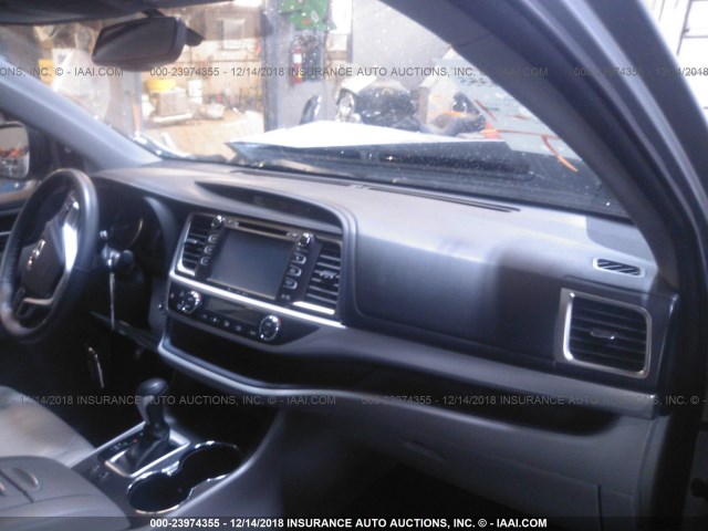 5TDJKRFH3GS254003 - 2016 TOYOTA HIGHLANDER XLE SILVER photo 5