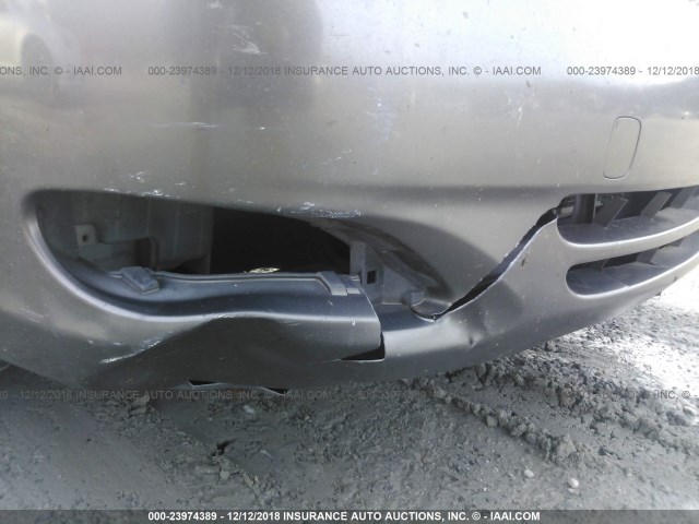 JTDBE32K830226642 - 2003 TOYOTA CAMRY LE/XLE 棕色 照片 6